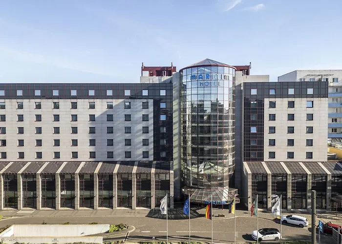 Central hotel: Maritim Hotel Magdeburg